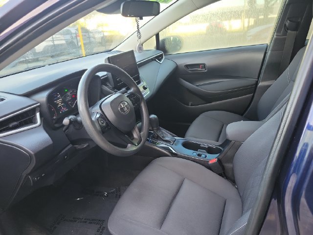 Used 2024 Toyota Corolla LE w/ LE Convenience Package FWD image 11
