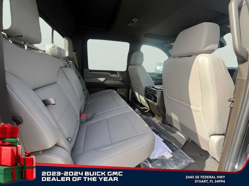 New 2025 GMC Sierra 2500 SLT w/ SLT Premium Package image 17