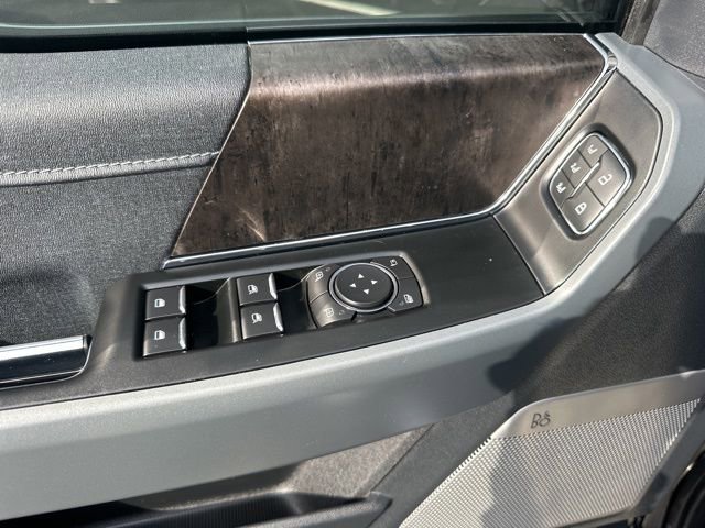 Used 2022 Ford F150 Lariat image 10