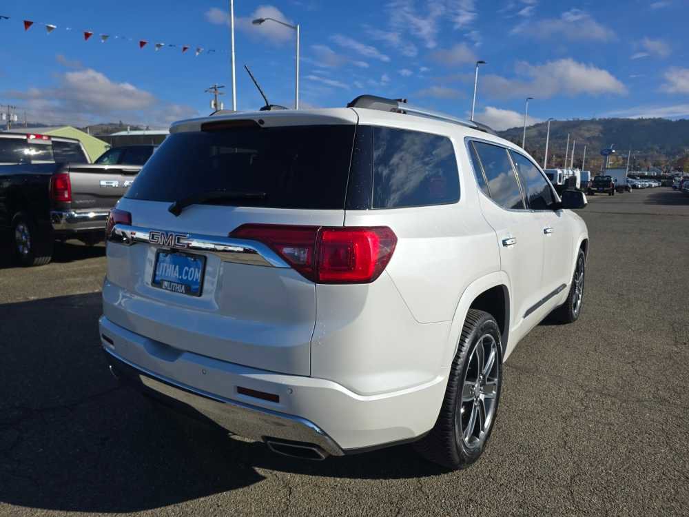 Used 2018 GMC Acadia Denali w/ Technology Package image 5