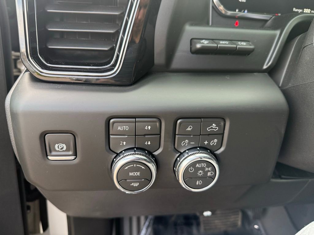 New 2026 GMC Sierra 1500 AT4 w/ AT4 Premium Package AWD/4WD image 16