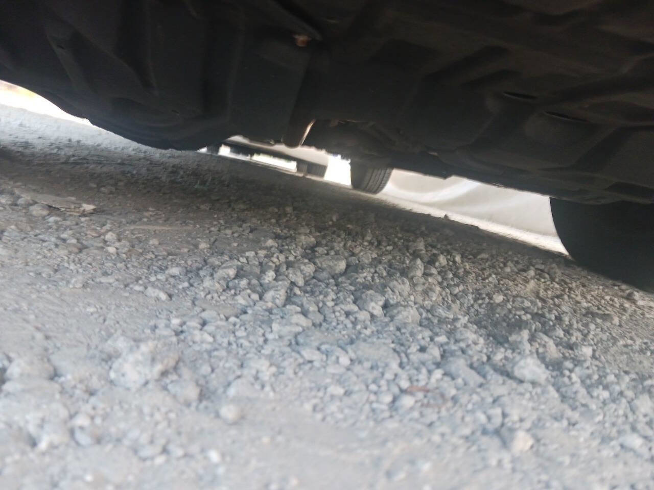 Used 2012 Toyota Camry LE image 7