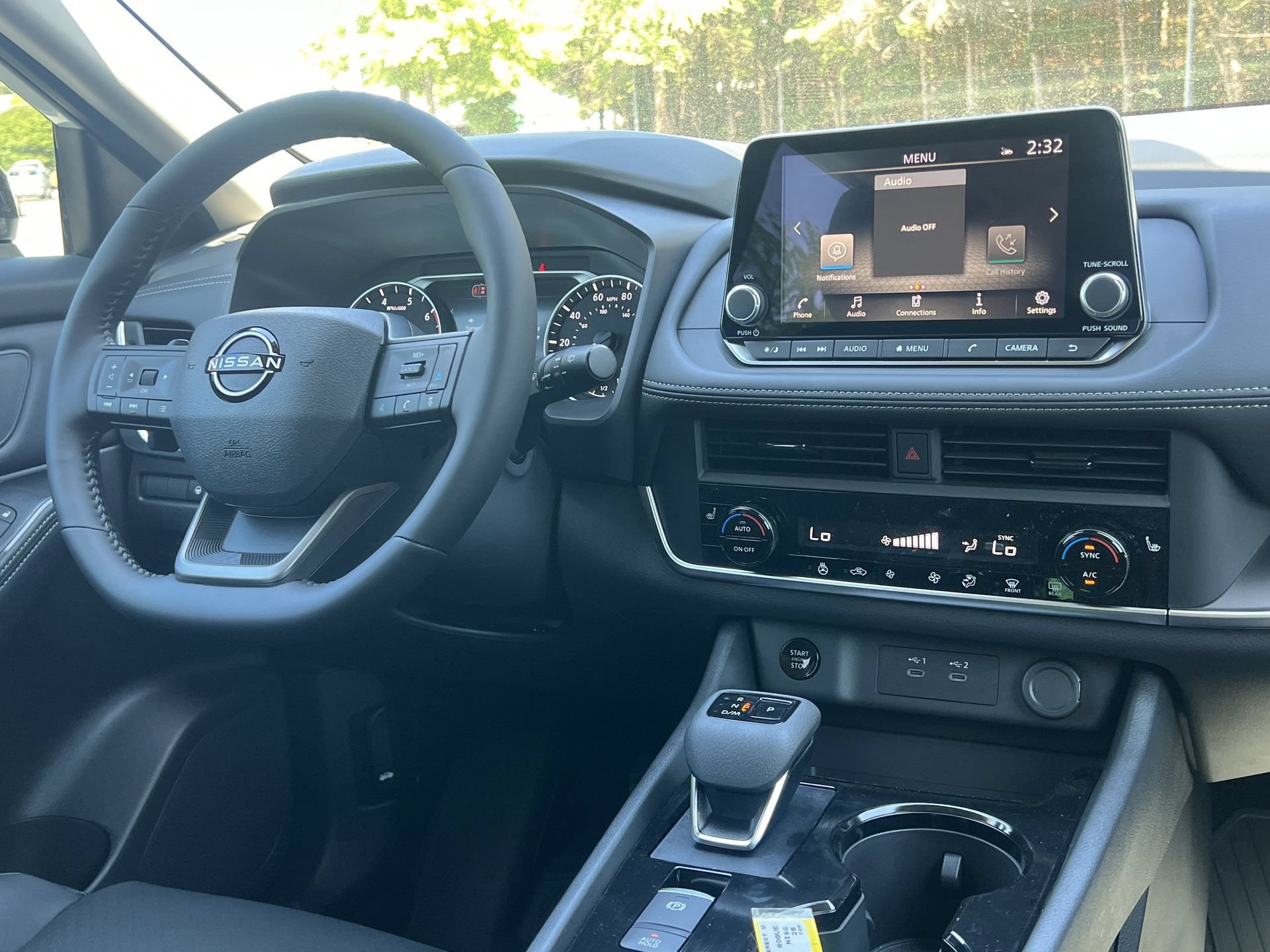 New 2026 Nissan Rogue Dark Armor FWD image 3