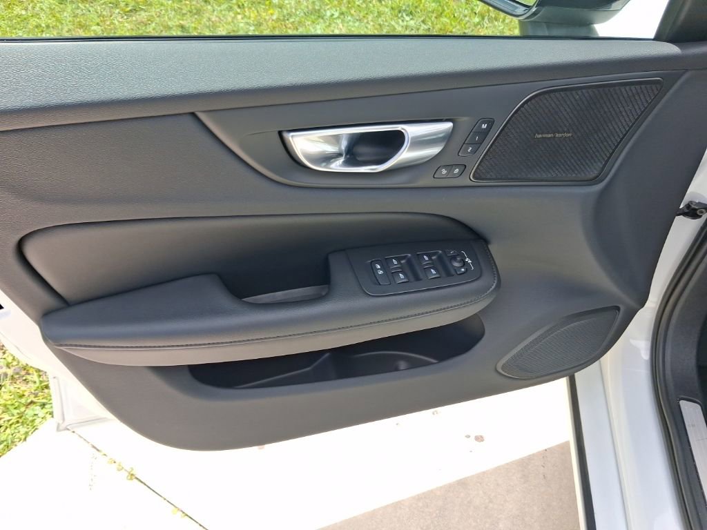 Used 2024 Volvo S60 B5 Plus AWD/4WD image 14