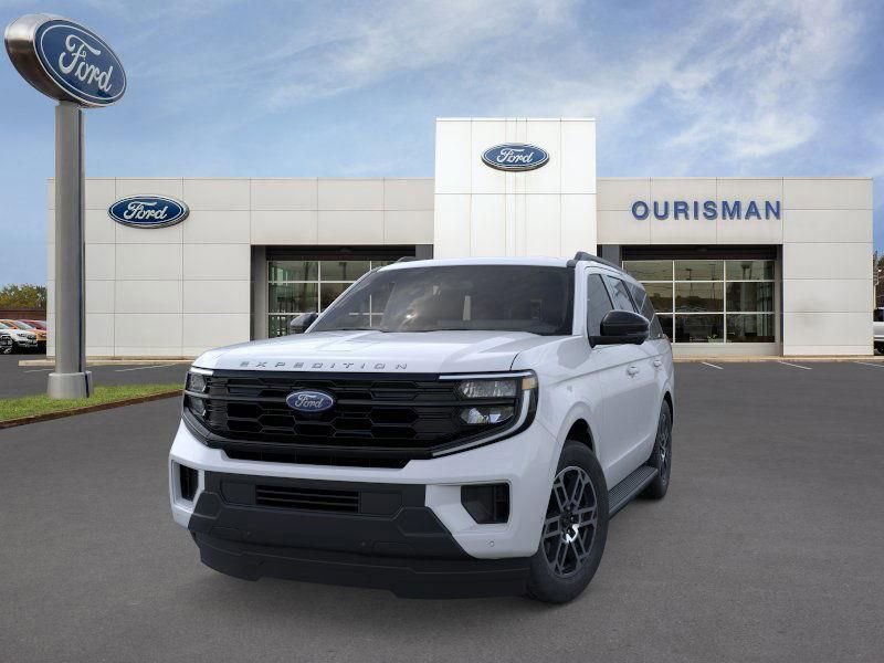 New 2026 Ford Expedition Active image 3
