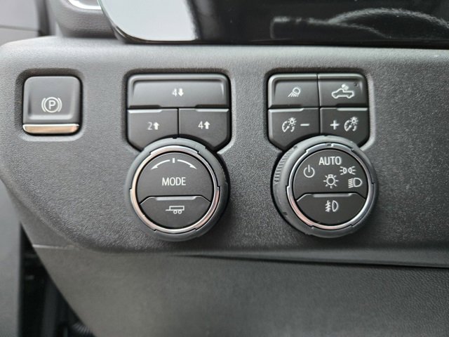 New 2026 Chevrolet Silverado 3500 LT w/ Convenience Package image 15