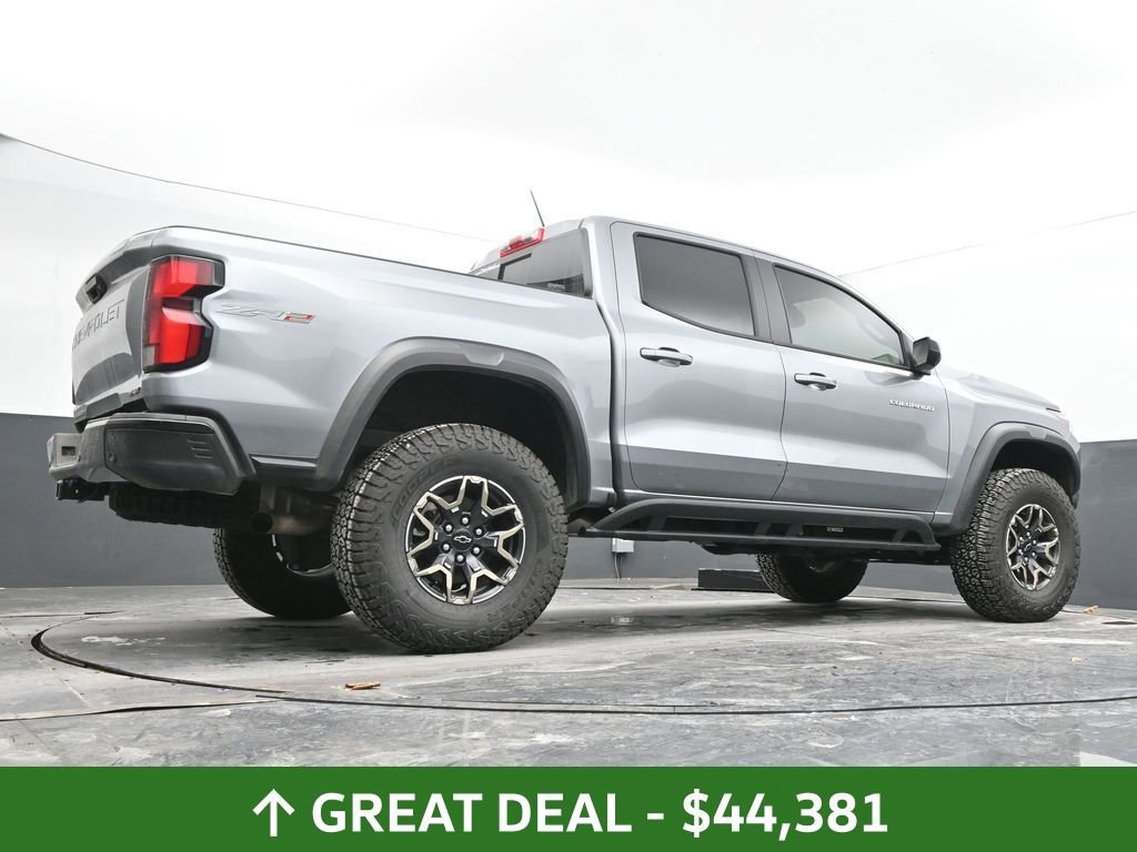 Used 2024 Chevrolet Colorado ZR2 w/ ZR2 Convenience Package III image 52