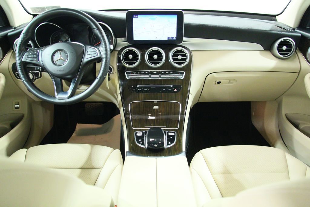 Used 2018 Mercedes-Benz GLC 300 4MATIC image 19