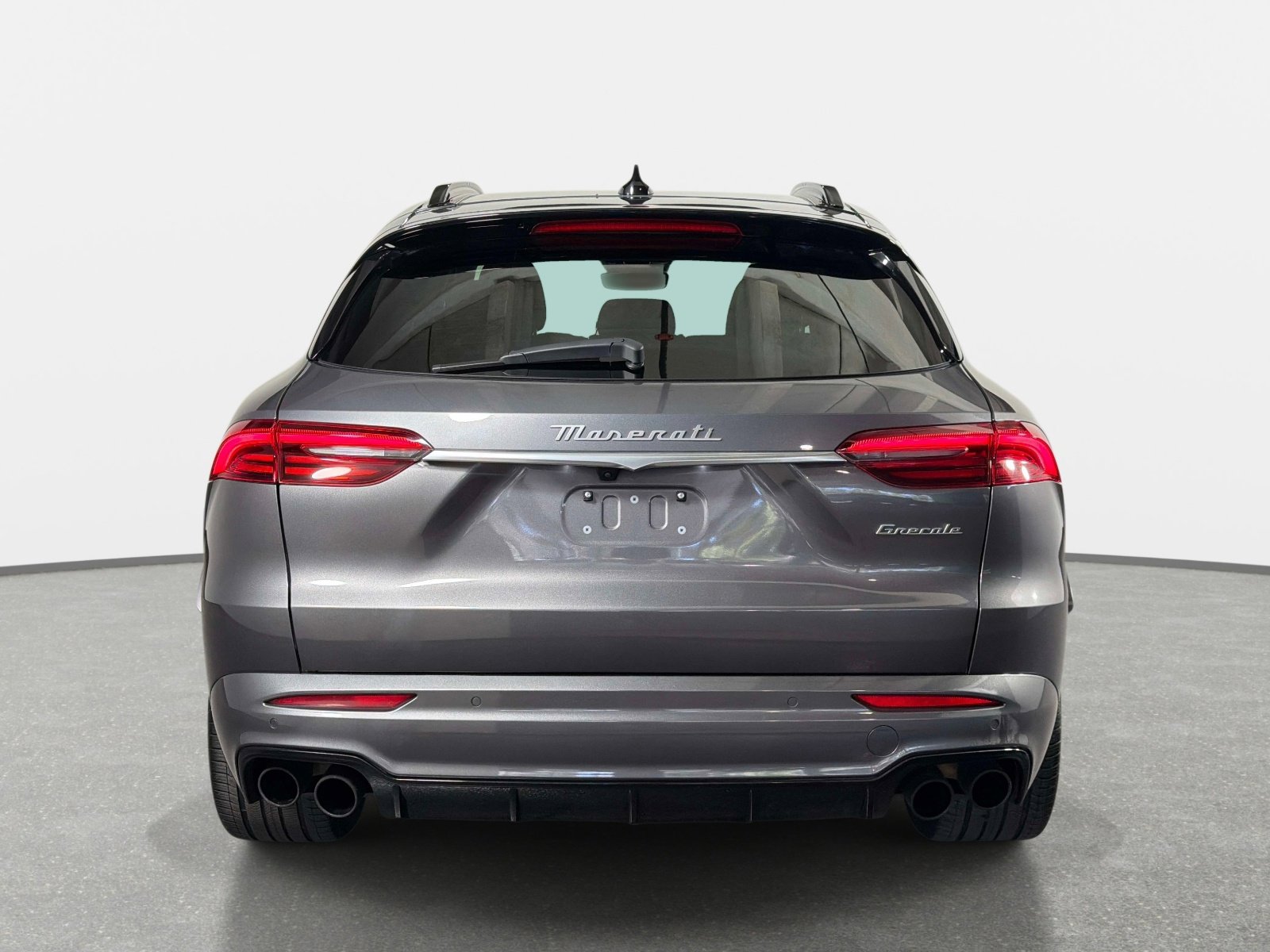 Used 2023 Maserati Grecale Modena AWD/4WD image 4