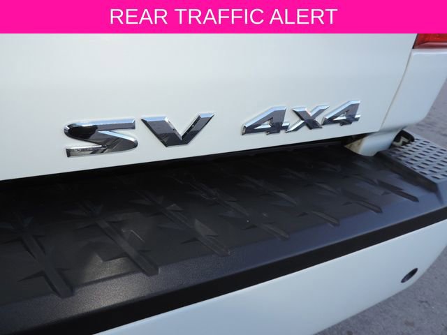 Used 2021 Nissan Titan SV w/ SV Convenience Package image 15