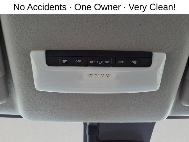 Used 2023 Nissan Versa SV FWD image 21