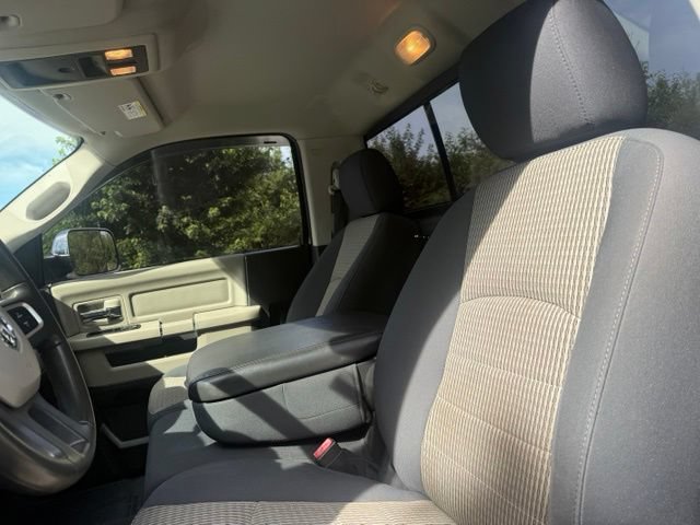 Used 2011 RAM 2500 SLT w/ Protection Group AWD/4WD image 19