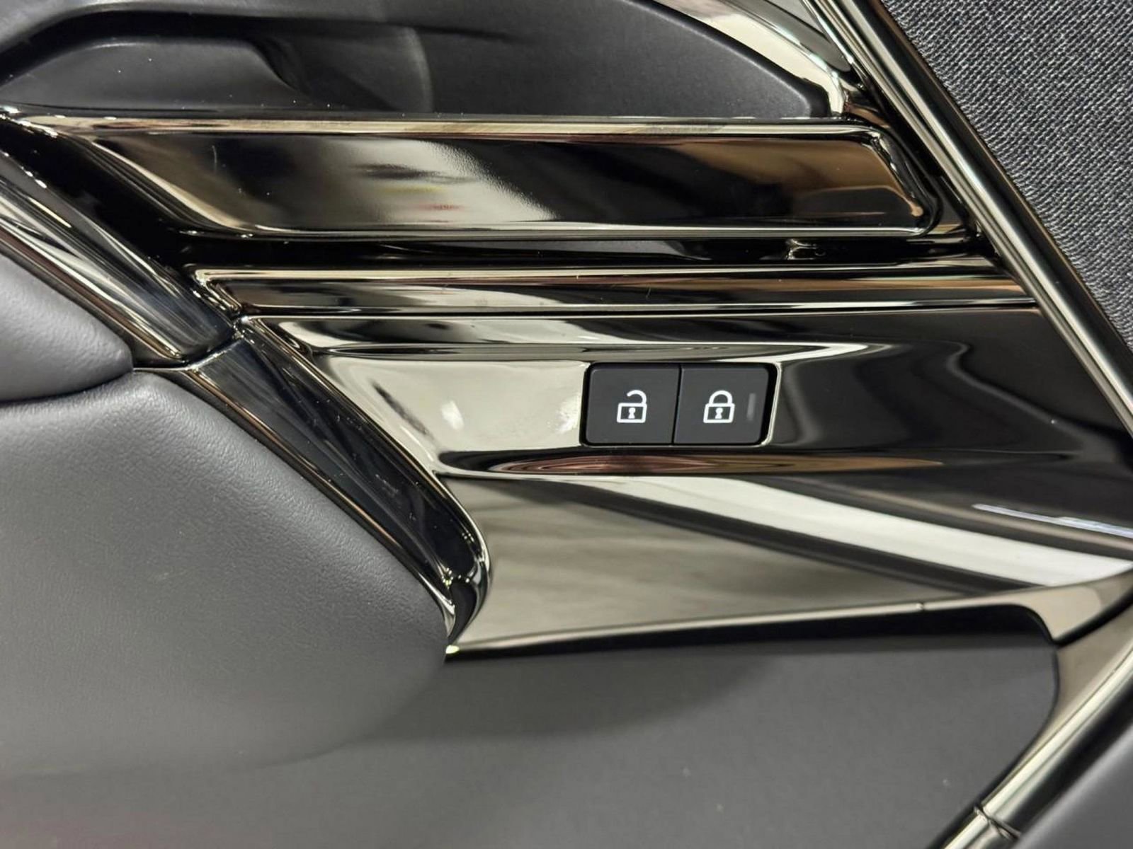 New 2026 Land Rover Range Rover Sport Dynamic SE image 26