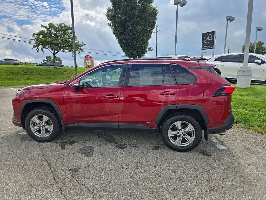Used 2024 Toyota RAV4 XLE w/ Convenience Package AWD/4WD image 11