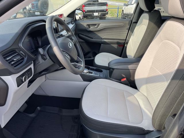 Used 2025 Ford Escape Active FWD image 17
