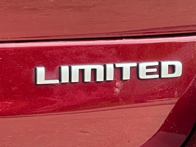 Used 2024 Jeep Grand Cherokee L Limited AWD/4WD image 10