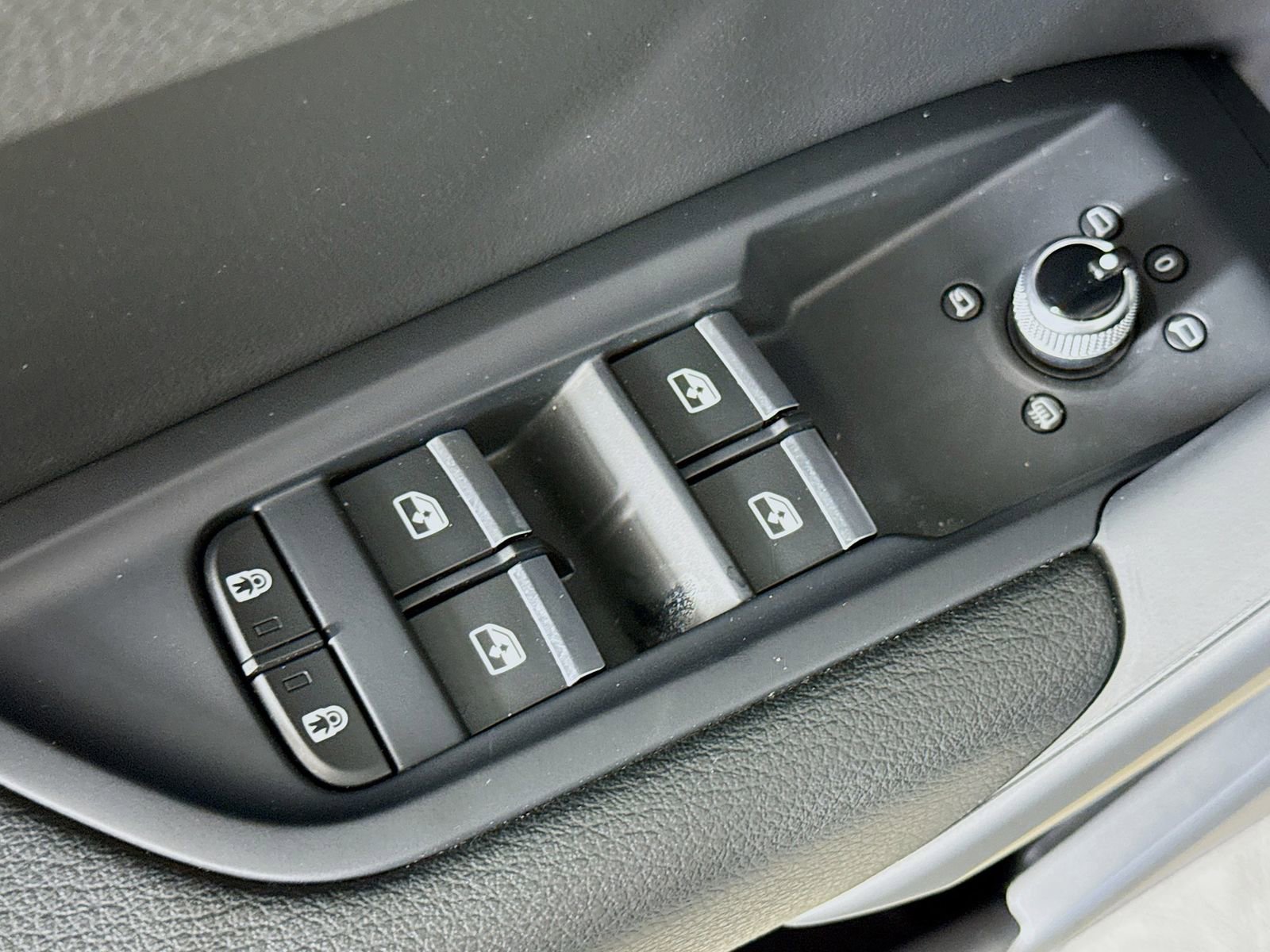 Certified 2023 Audi Q5 2.0T Premium w/ Convenience Package image 17