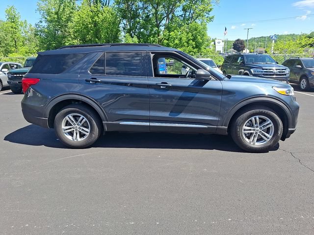 Certified 2022 Ford Explorer XLT w/ Equipment Group 202A AWD/4WD image 14