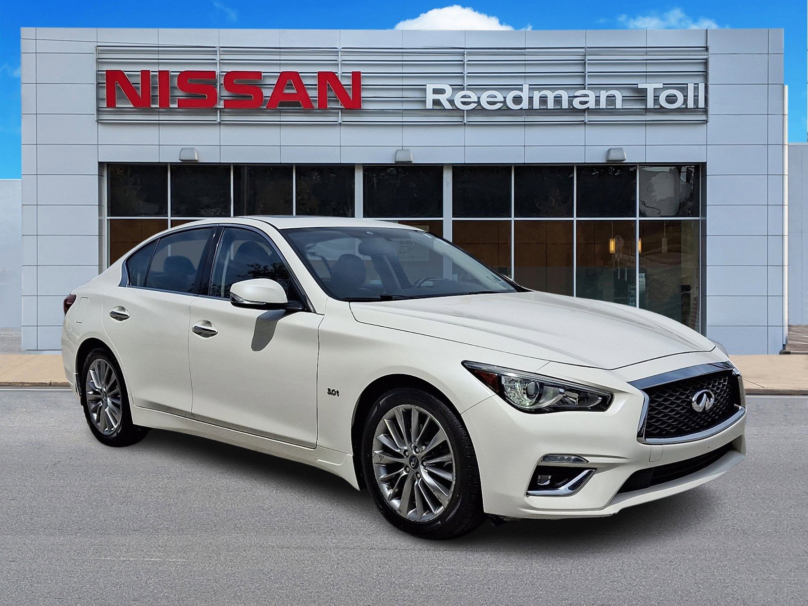 Used 2019 INFINITI Q50 Luxe w/ Essential Package (3.0T Luxe)