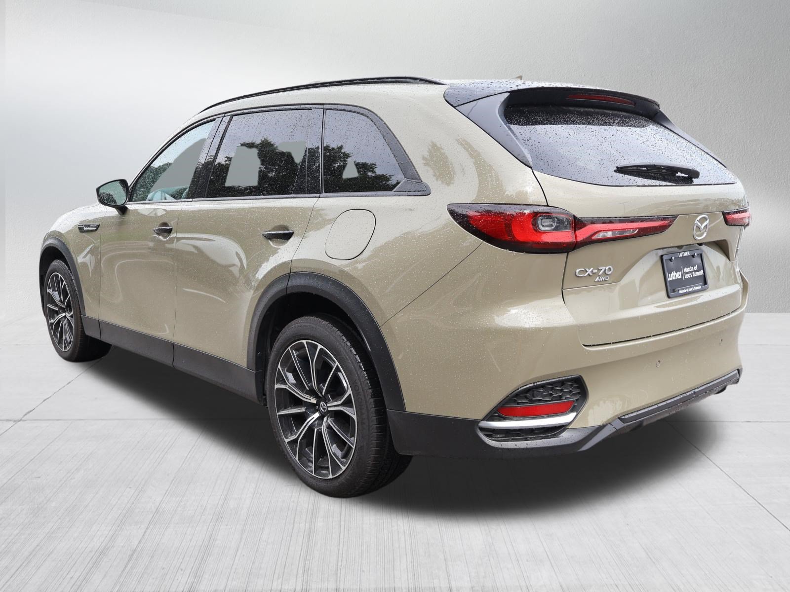 Used 2025 MAZDA CX-70 Plug-In Hybrid w/ Premium Plus AWD/4WD image 5