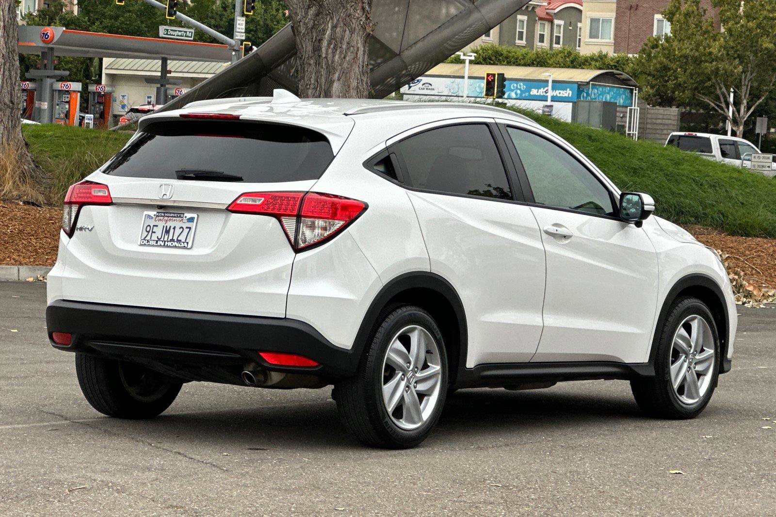 Used 2019 Honda HR-V EX-L image 4