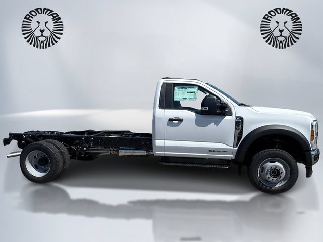 New 2026 Ford F550 4x4 Regular Cab Super Duty image 5