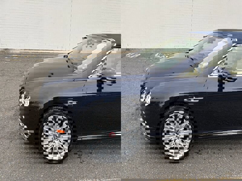 Used 2017 Bentley Continental GT image 22