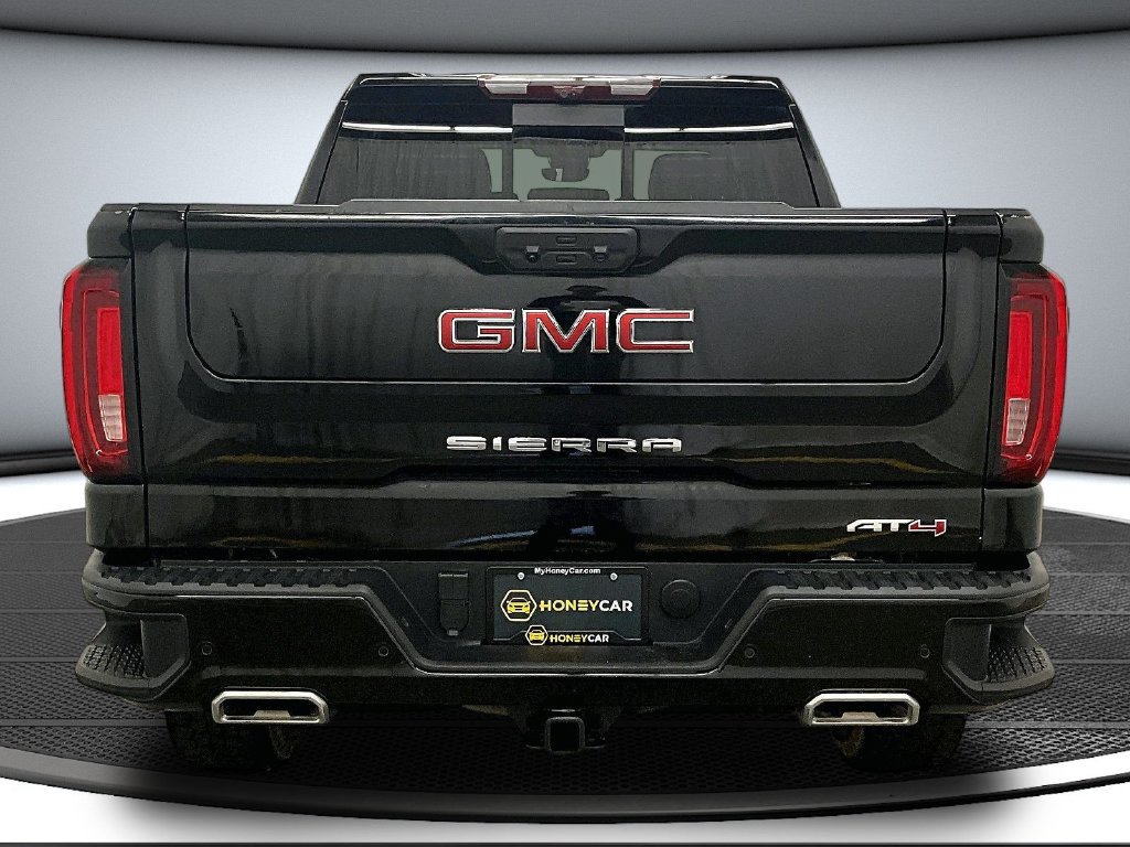 Used 2024 GMC Sierra 1500 AT4 w/ Technology Package AWD/4WD image 5
