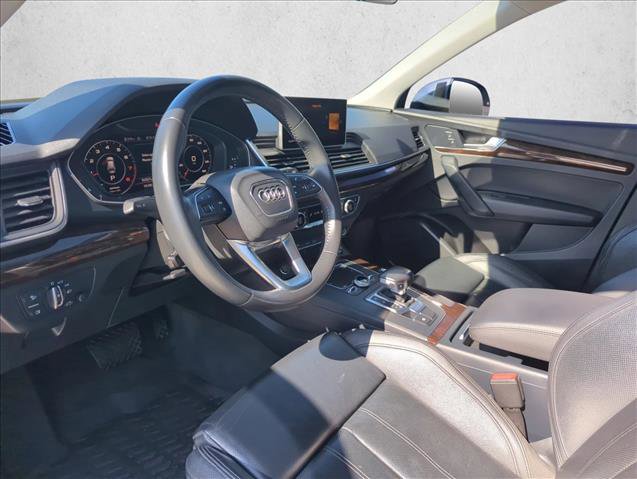 Used 2018 Audi Q5 2.0T Premium Plus w/ Premium Plus Package AWD/4WD image 6