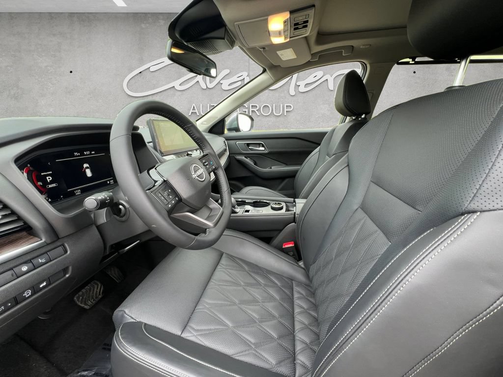 Certified 2026 Nissan Rogue Platinum w/ Platinum Premium Package AWD/4WD image 19