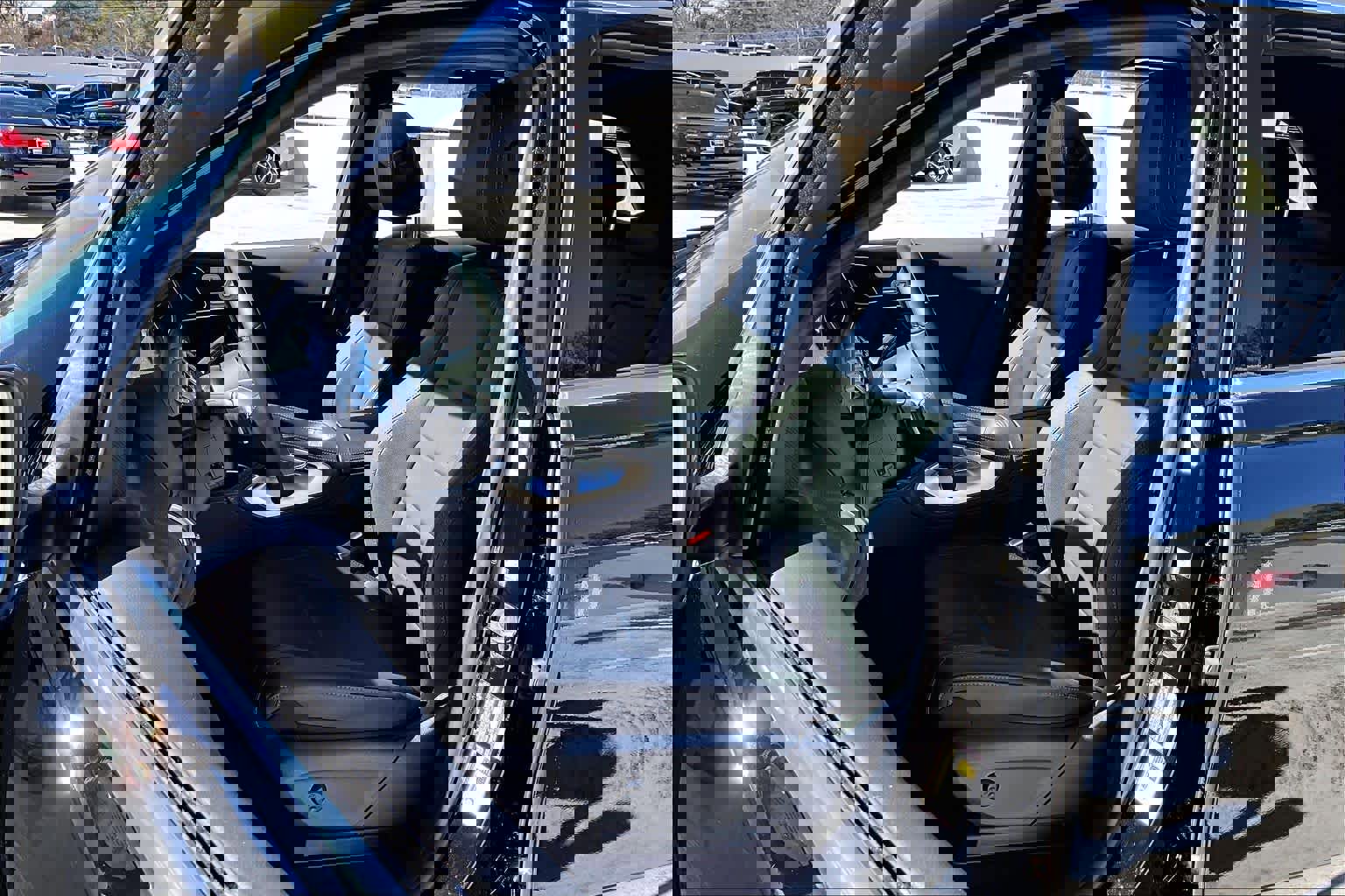 Used 2025 Mercedes-Benz GLE 350 4MATIC image 8