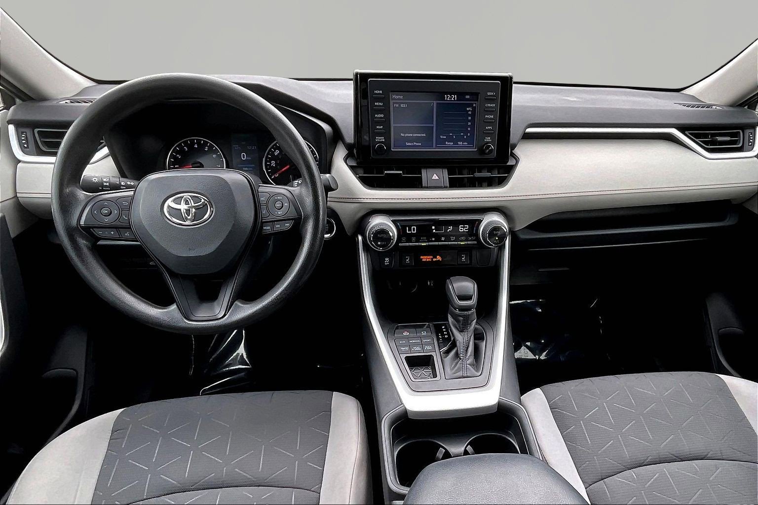 Used 2019 Toyota RAV4 XLE AWD/4WD image 7