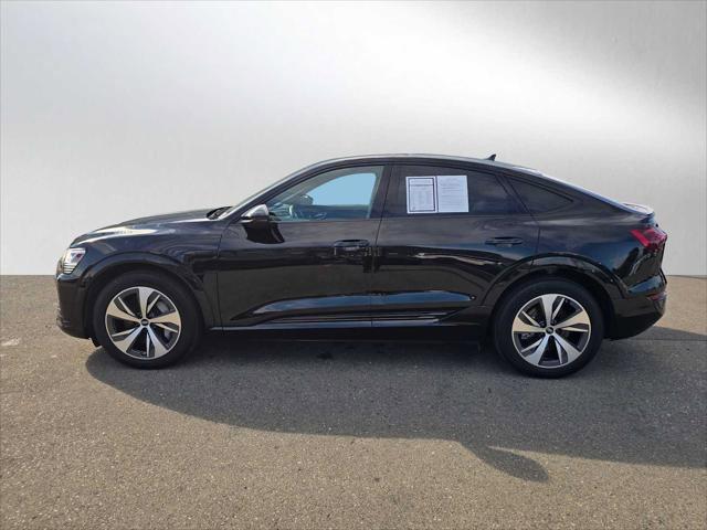 Used 2024 Audi Q8 e-tron Premium image 6