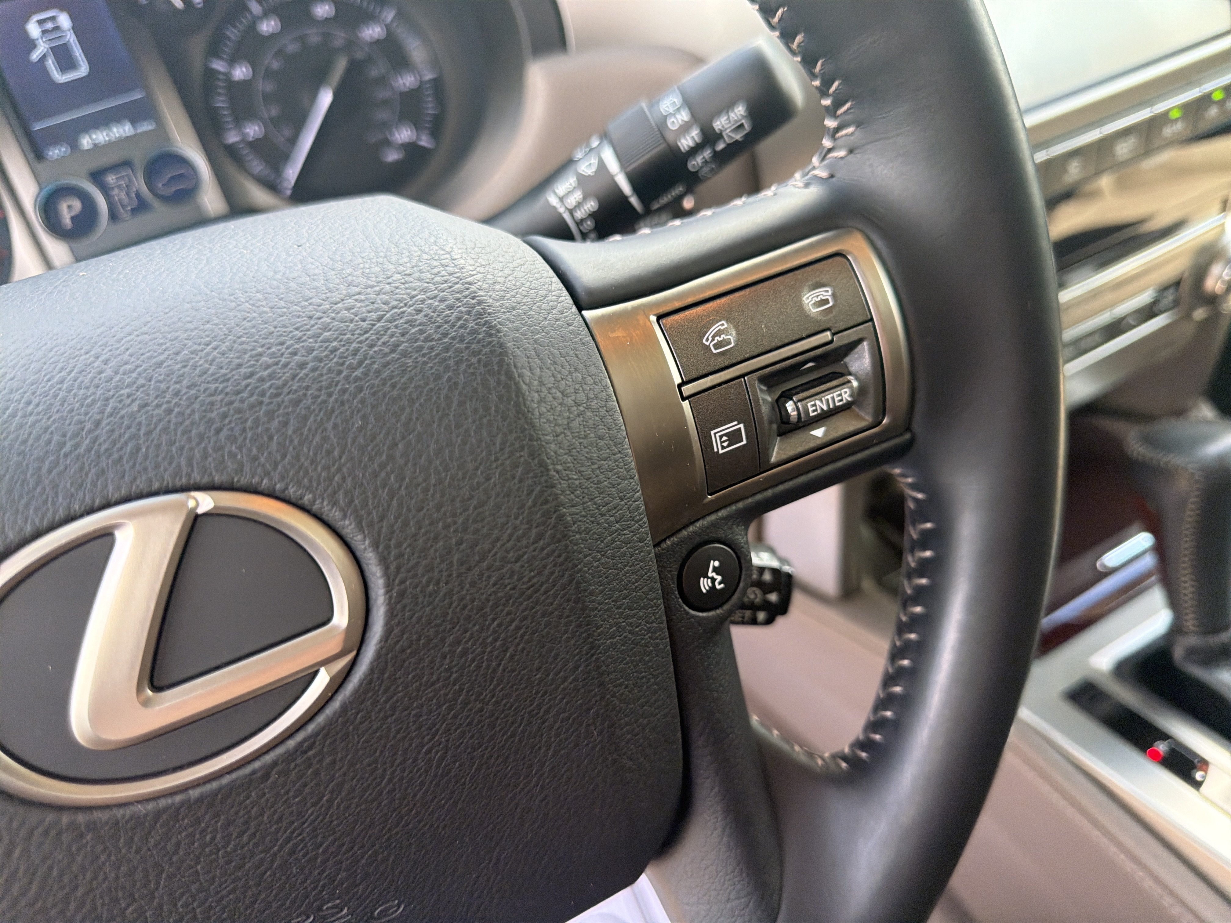 Used 2018 Lexus GX 460 Premium AWD/4WD image 36