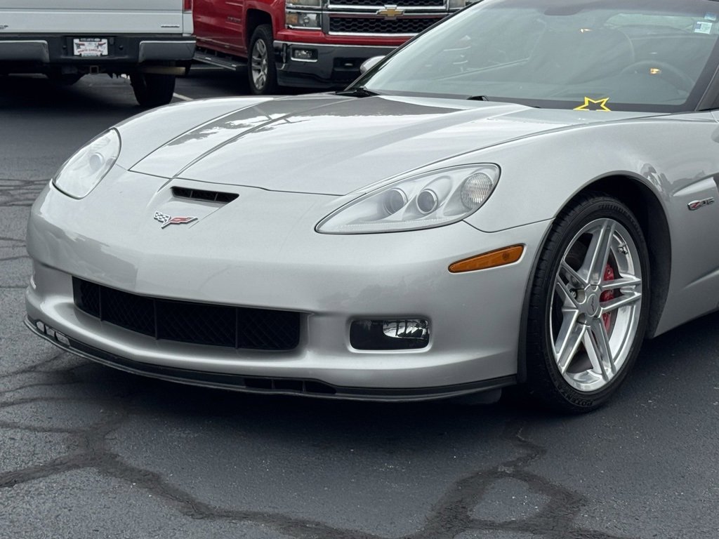 Used 2006 Chevrolet Corvette Z06 w/ Preferred Equipment Group image 28