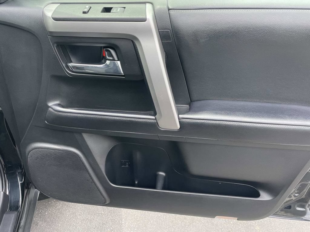 Used 2022 Toyota 4Runner SR5 RWD image 27