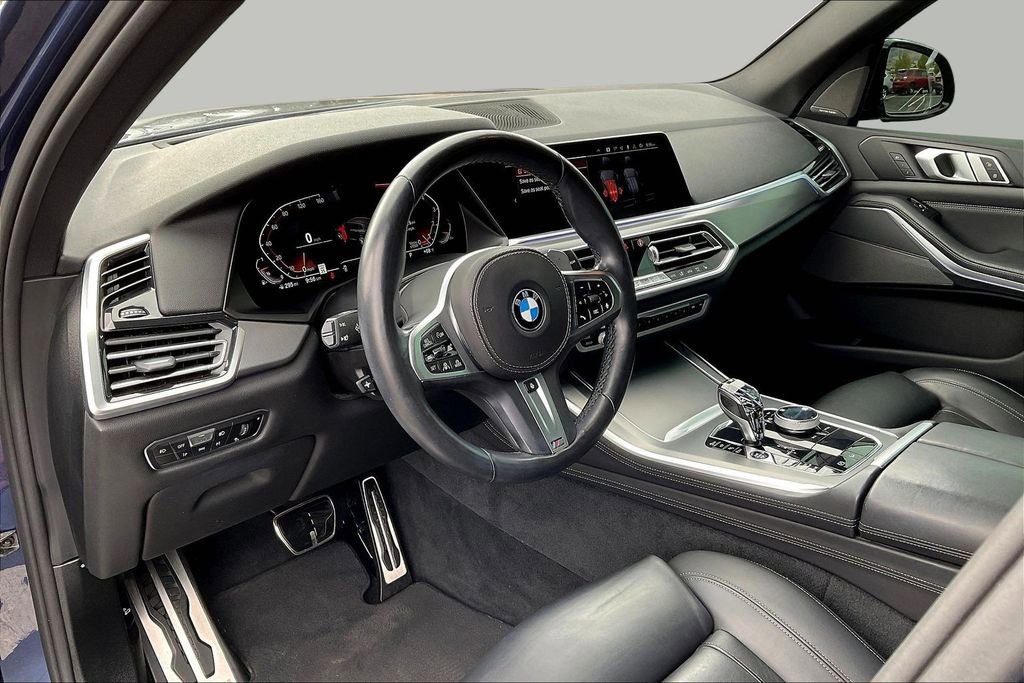 Used 2019 BMW X5 xDrive50i w/ M Sport Package AWD/4WD image 17