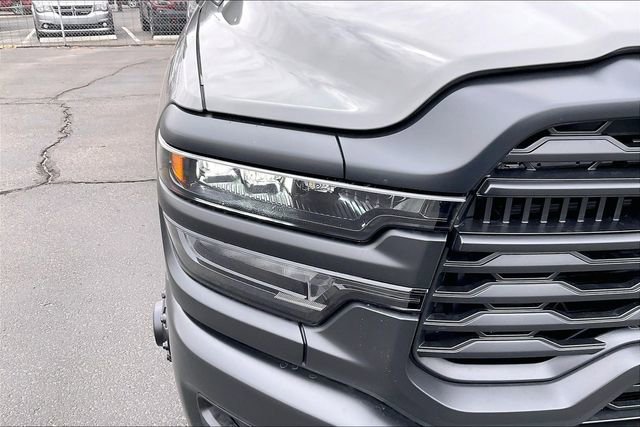 Certified 2026 RAM 3500 Tradesman AWD/4WD image 32