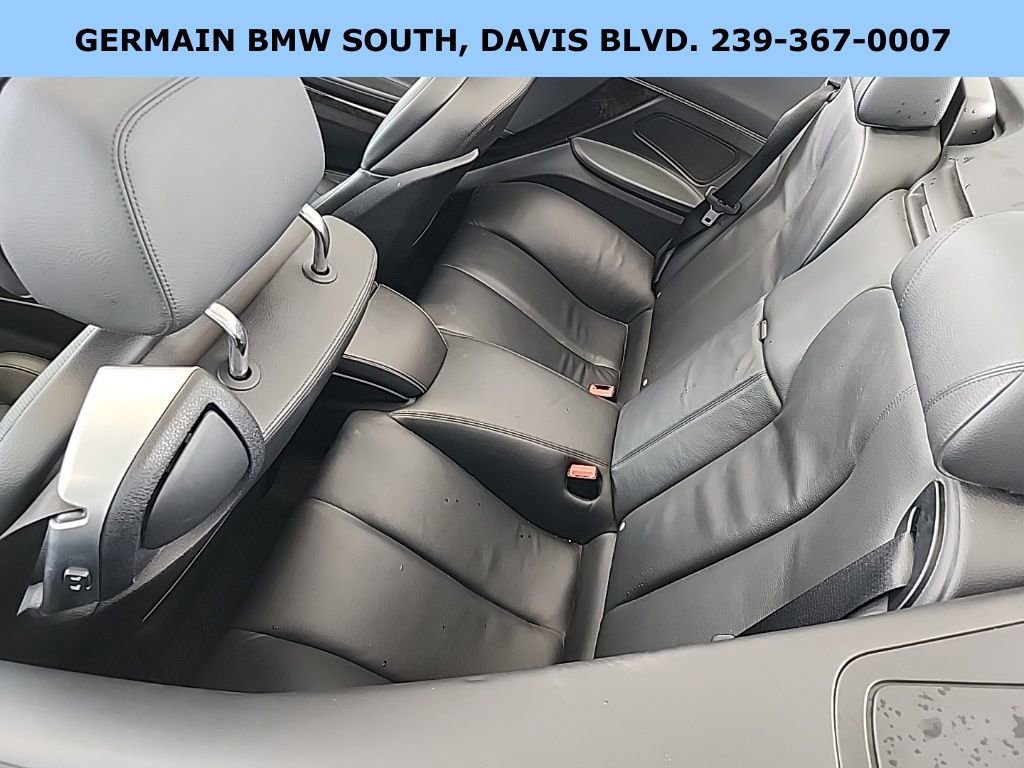Used 2016 BMW 640i Convertible image 12