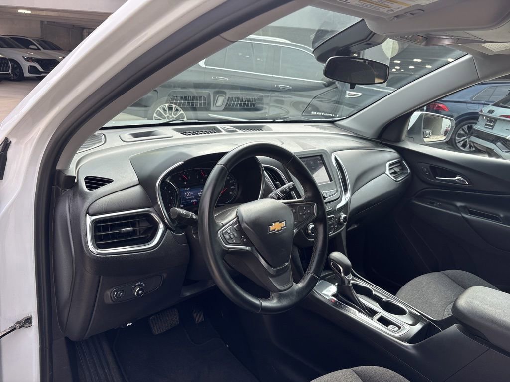Used 2024 Chevrolet Equinox LT FWD image 12