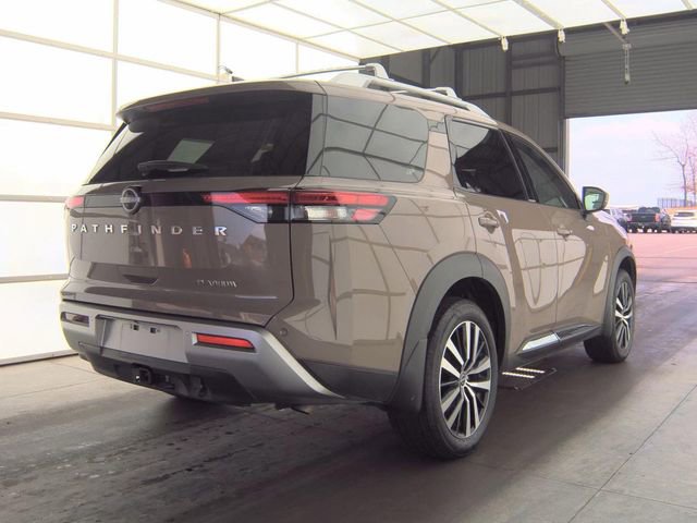 Certified 2024 Nissan Pathfinder Platinum image 3
