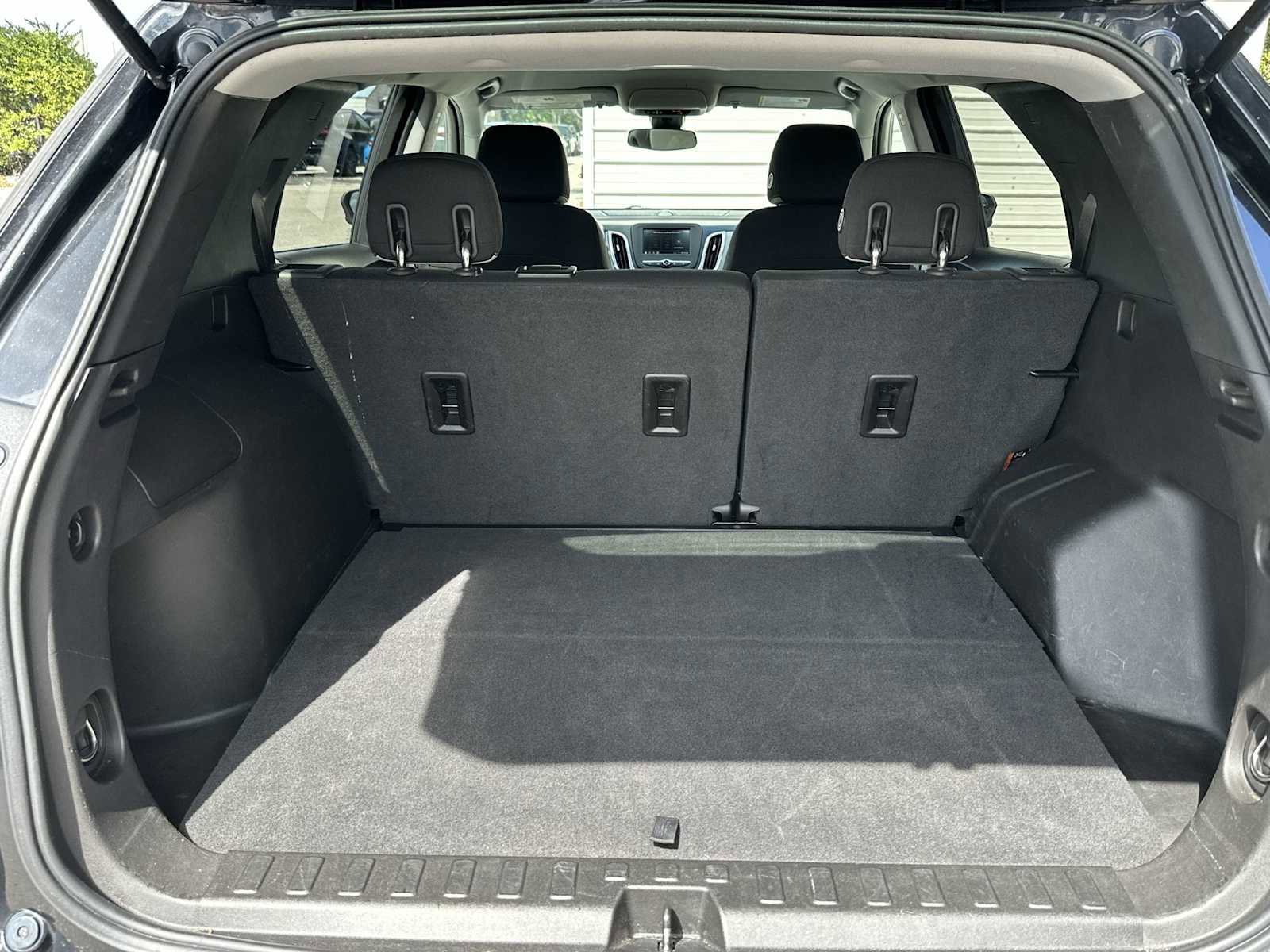 Certified 2020 Chevrolet Equinox LS w/ LS Convenience Package image 25