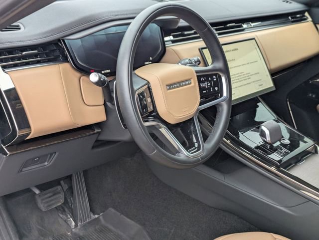 Used 2024 Land Rover Range Rover Sport SE image 7