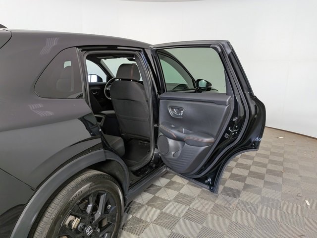 Used 2023 Honda HR-V Sport image 34