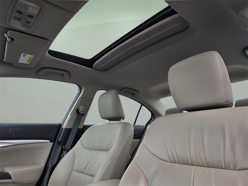 Used 2015 Honda Civic EX-L image 18