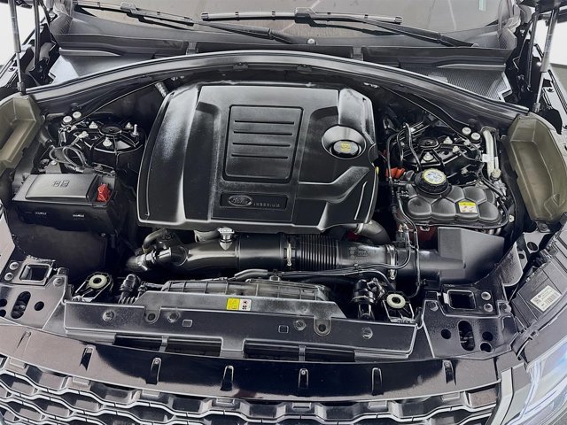 Certified 2023 Land Rover Range Rover Velar R-Dynamic S image 32