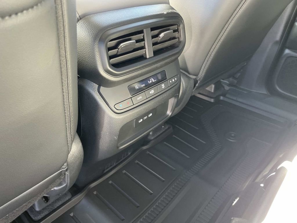 New 2025 Honda Pilot EX-L image 11