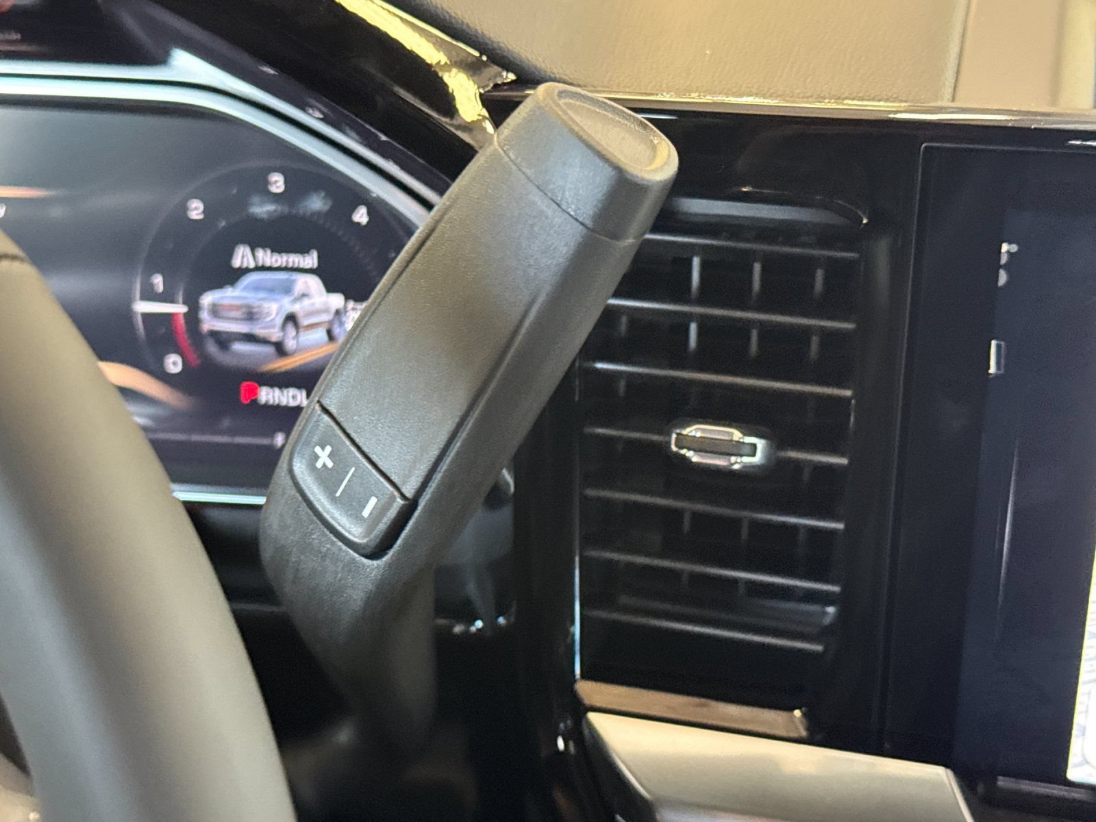 New 2026 GMC Sierra 1500 Elevation AWD/4WD image 24