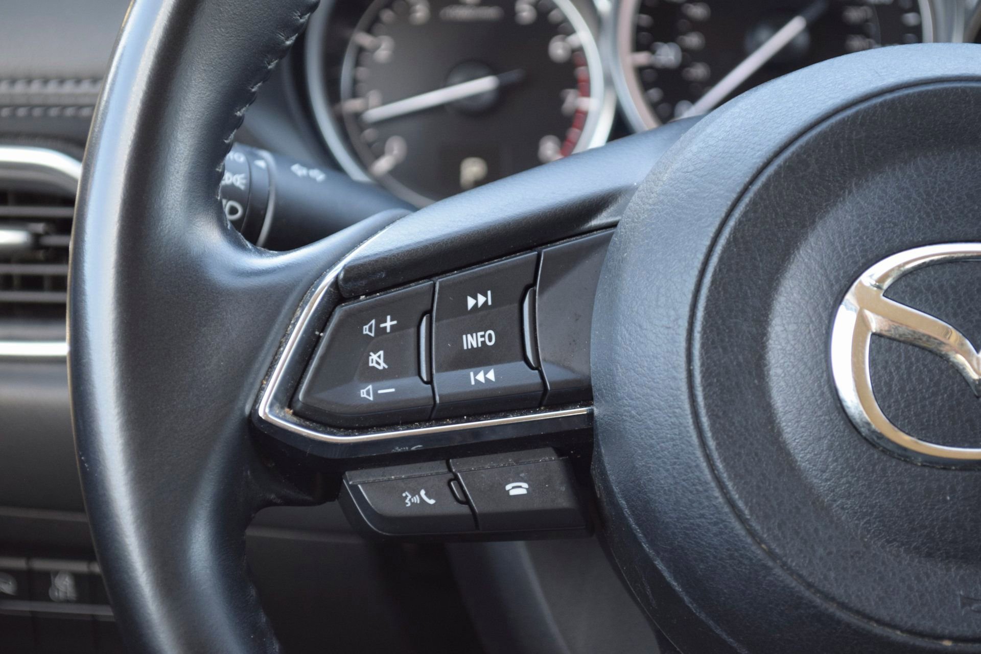 Used 2024 MAZDA CX-5 AWD 2.5 S w/ Select Package image 12