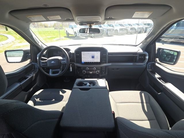 Used 2025 Ford F150 XLT w/ Equipment Group 301A Standard image 16